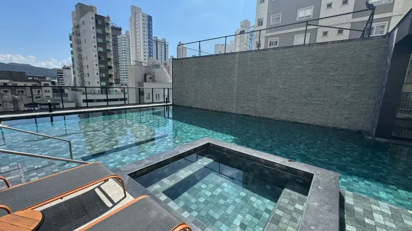 Apartamento com 4 dormitórios sendo 2 suítes  e 5 vagas de garagem em Balneário Camboriú — foto 12