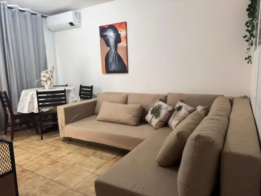 Apartamento próximo da Roda Gigante com 1 dormitório e 1 vaga de garagem em Balneário Camboriú