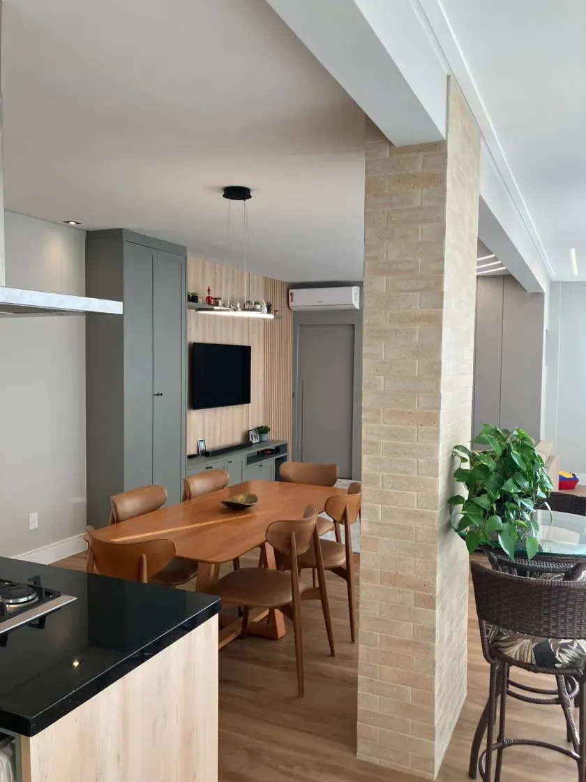 Apartamento mobiliado diferenciado com 3 dormitórios sendo 1 suíte e 2 vagas em Balneário Camboriú — foto 3