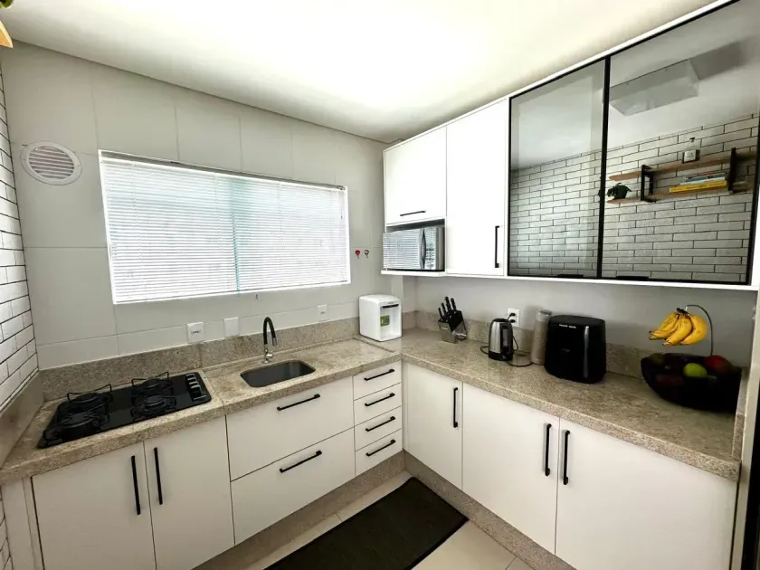 Apartamento no Edifício Márcia Regina com 3 dormitórios em Balneário Camboriú — foto 9