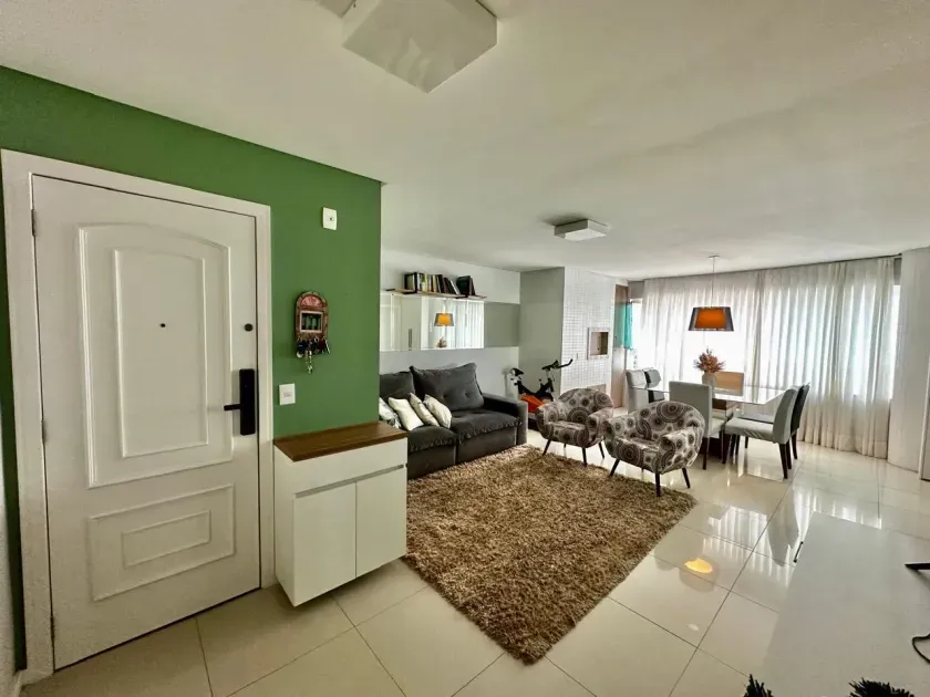 Apartamento no Edifício Márcia Regina com 3 dormitórios em Balneário Camboriú — foto 12