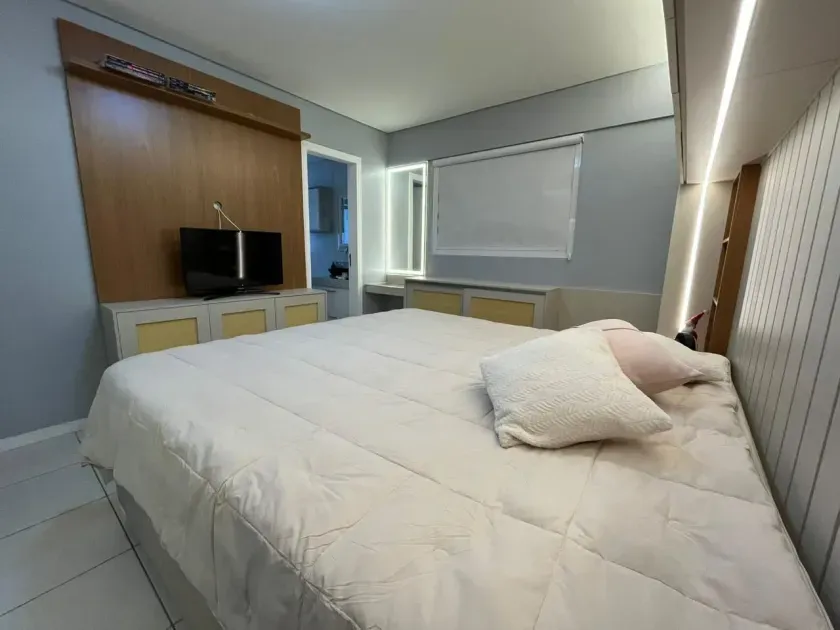 Apartamento no Edifício Márcia Regina com 3 dormitórios em Balneário Camboriú — foto 14