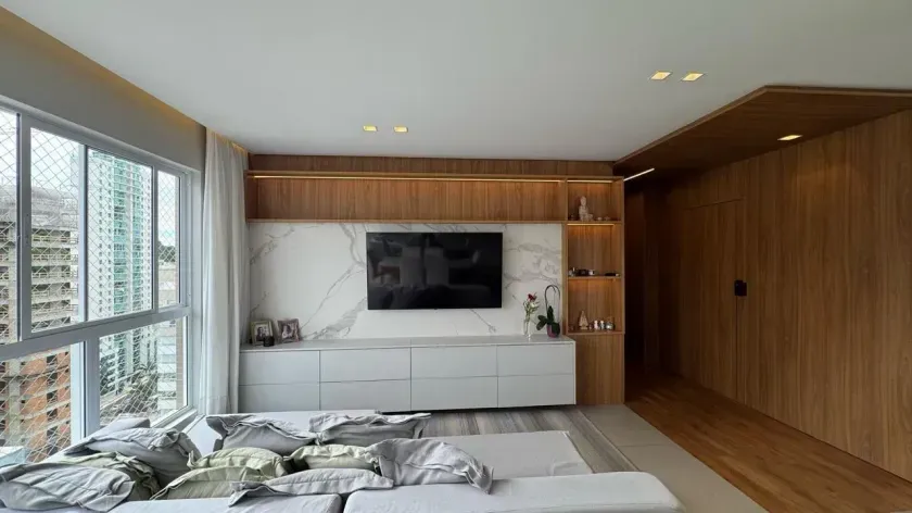 Apartamento vista mar mobiliado com 3 suítes e 2 vagas na Barra Norte em Balneário Camboriú — foto 2