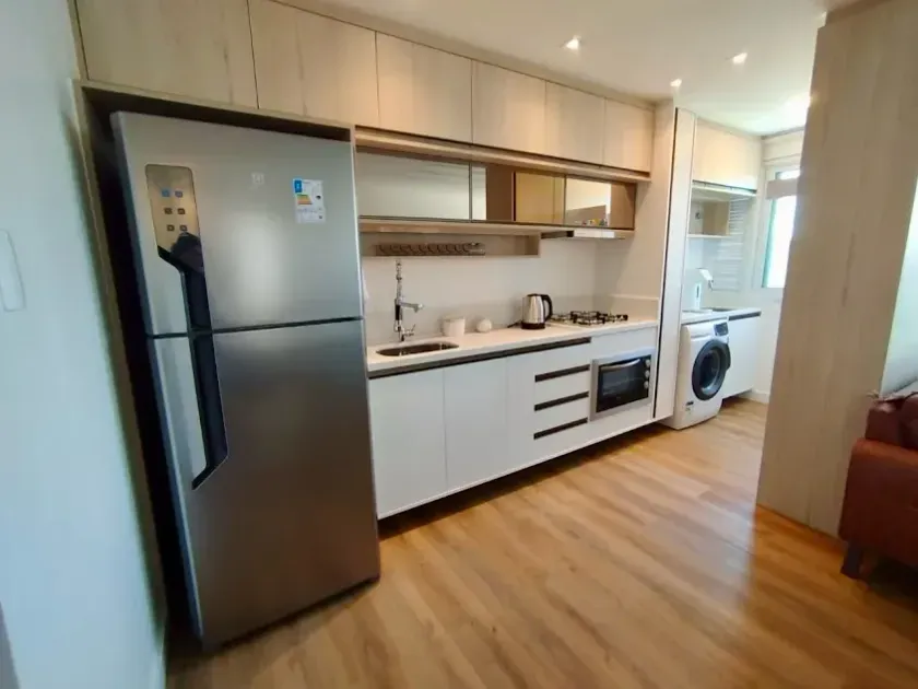 Apartamento vista mar mobiliado com 2 dormitórios sendo 1 suíte e 1 vaga de garagem na Brava — foto 3