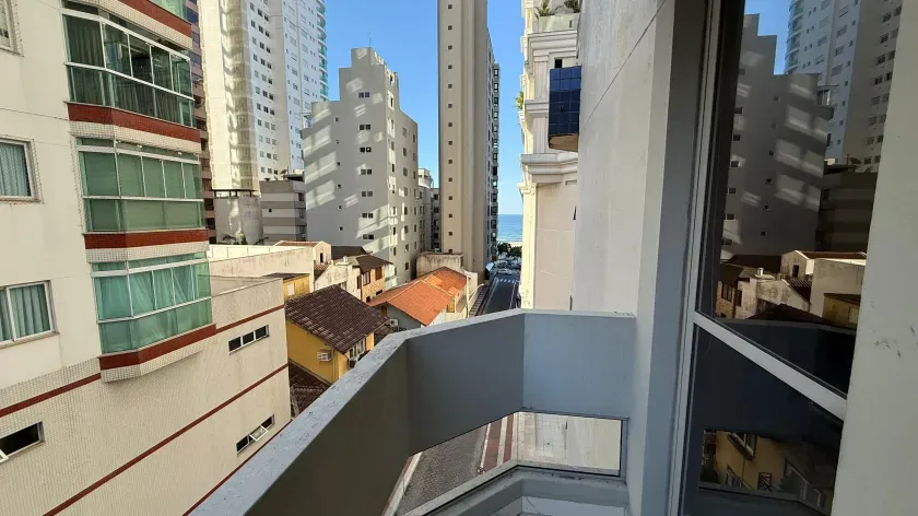 Apartamento duplex a 40m da Atlântica com 1 suíte, 2 demi-suítes e 4 vagas em Balneário Camboriú — foto 12