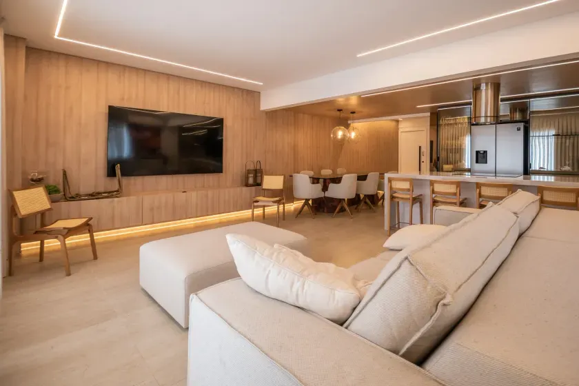 Apartamento Frente Mar com 4 dormitórios sendo 2 suítes em Balneário Camboriú/SC — foto 2