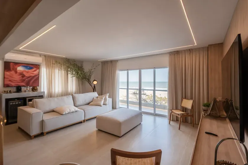 Apartamento Frente Mar com 4 dormitórios sendo 2 suítes em Balneário Camboriú/SC — foto 14