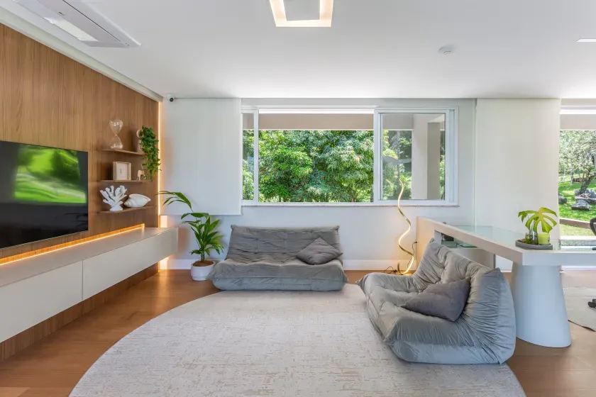 Casa mobiliada com 4 suítes e 4 vagas de garagem no Estaleirinho — foto 3