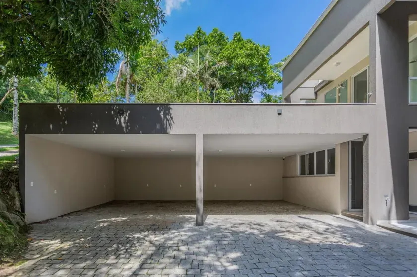 Casa mobiliada com 4 suítes e 4 vagas de garagem no Estaleirinho — foto 19