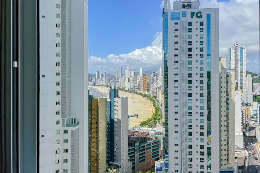 Apartamento no Solar Gonçalves com 3 Suítes em Balneário Camboriú — foto 34