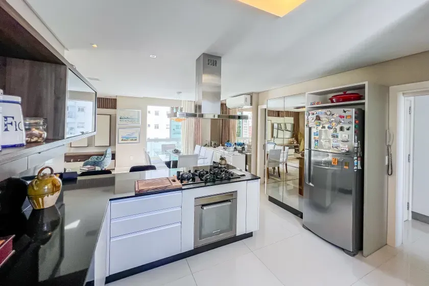 Apartamento no Solar Gonçalves com 3 Suítes em Balneário Camboriú — foto 49