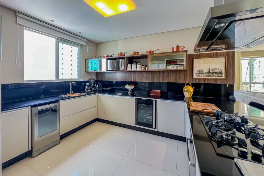 Apartamento no Solar Gonçalves com 3 Suítes em Balneário Camboriú — foto 55