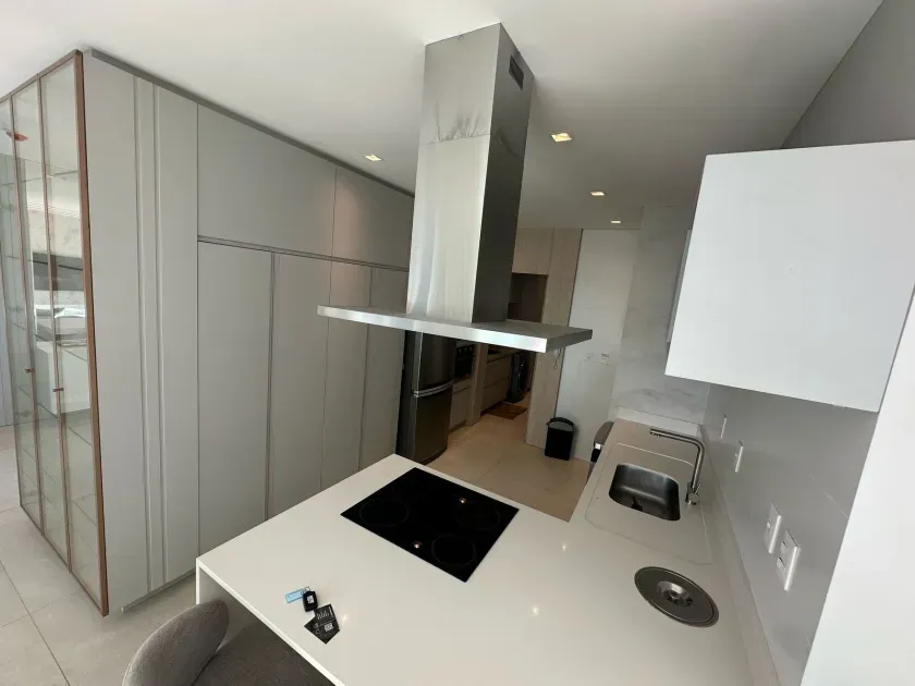 Apartamento no Edifício Sdolar de Capri Residence com 2 Suítes em Balneário Camboriú — foto 2