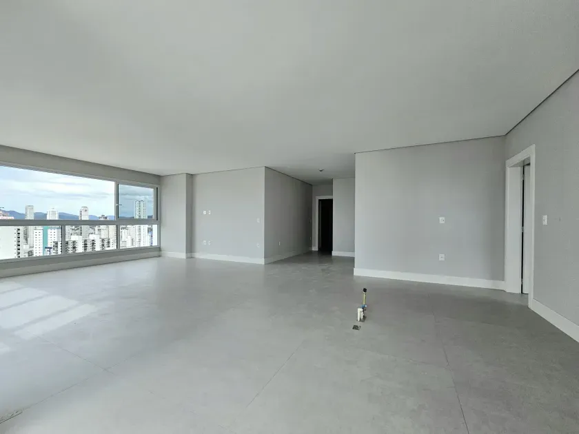 Apartamento no Edifício Cyano Mare Balneário Camboriú