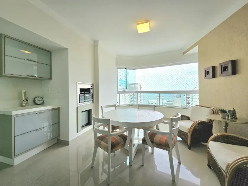 Apartamento no Edifício Grand Royale em Balneário Camboriú — foto 5