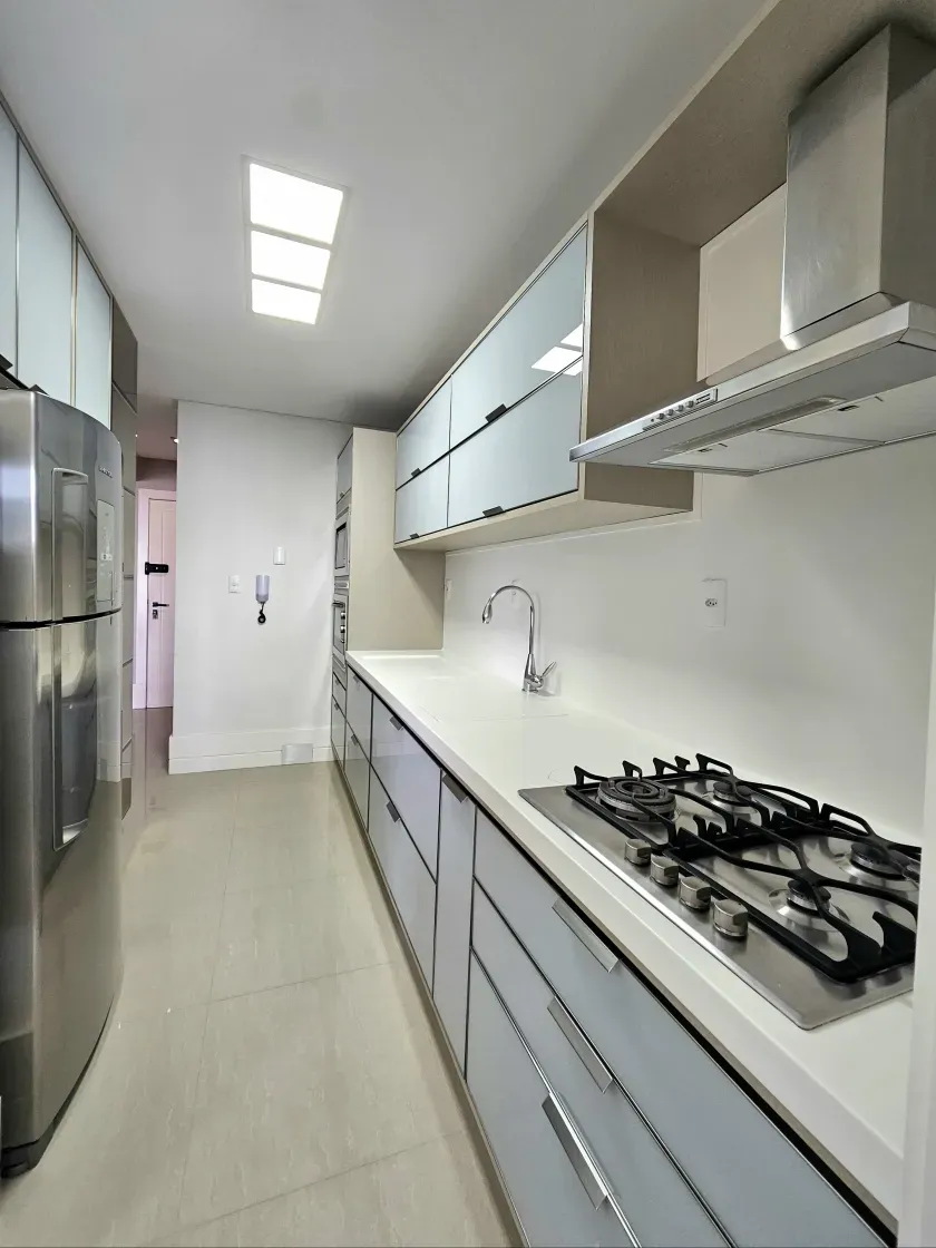 Apartamento no Edifício Grand Royale em Balneário Camboriú — foto 8