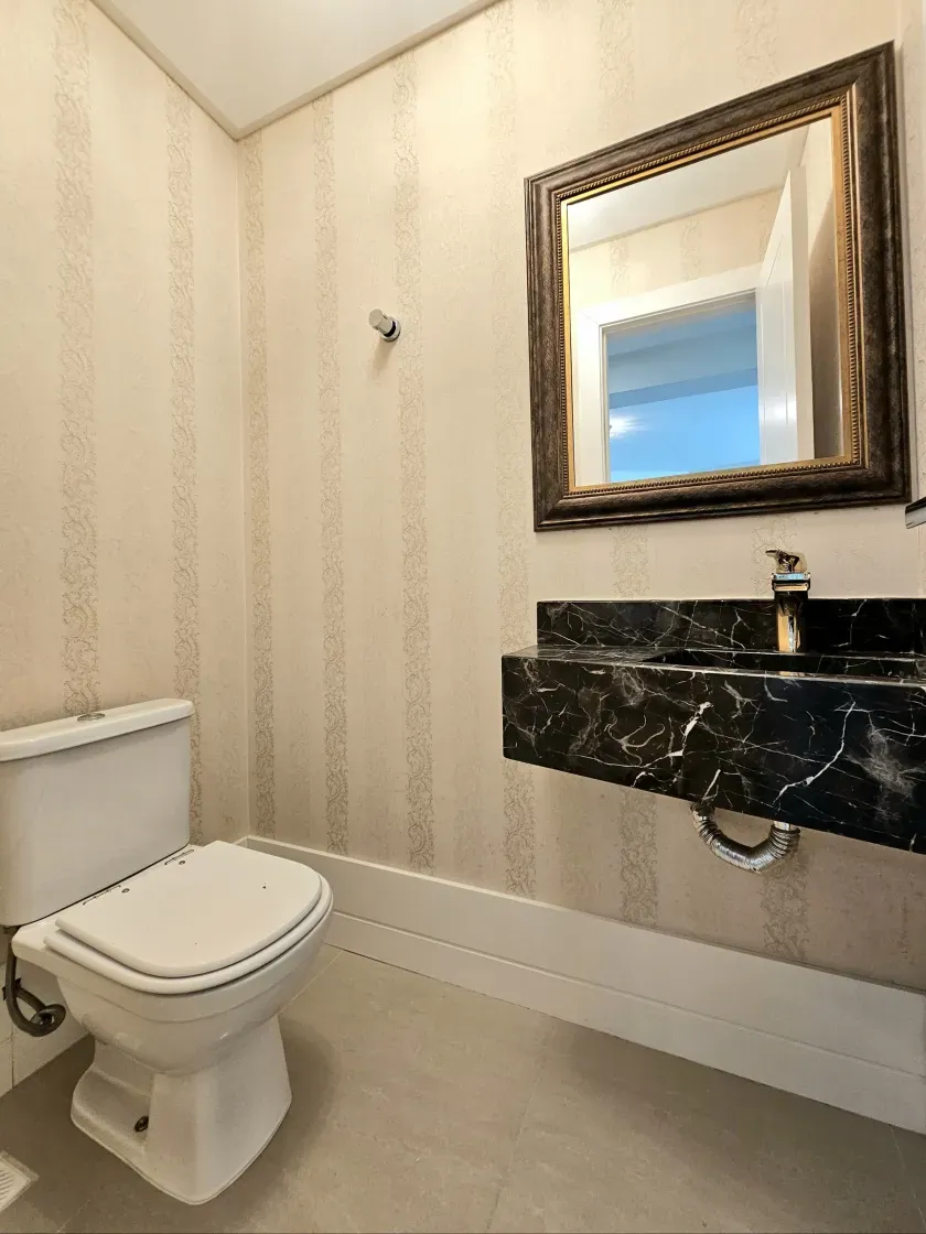 Apartamento no Edifício Grand Royale em Balneário Camboriú — foto 12