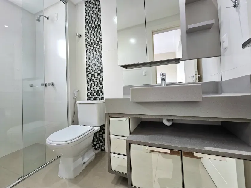 Apartamento no Edifício Grand Royale em Balneário Camboriú — foto 16