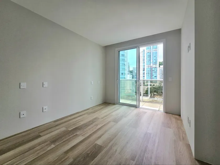 Apartamento no Edifício Skyline Quadra Mar em Balneário Camboriú — foto 10