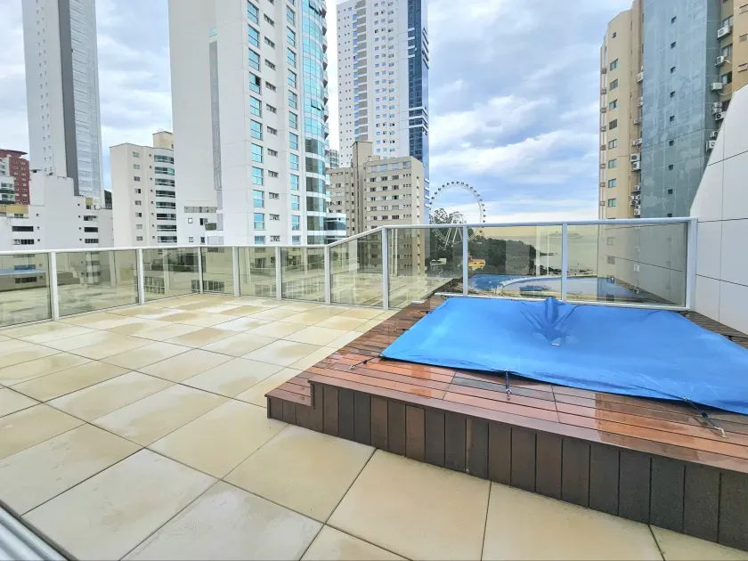 Apartamento no Edifício Skyline Quadra Mar em Balneário Camboriú — foto 13