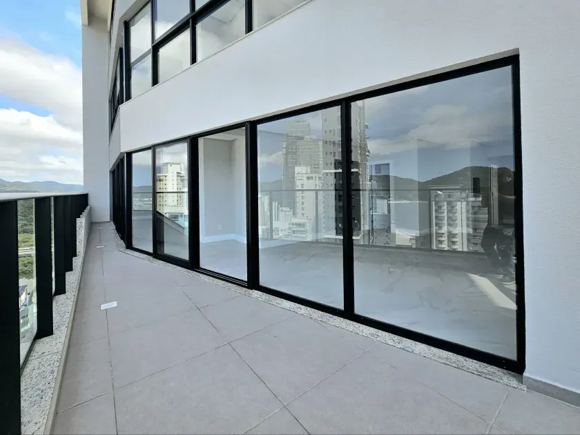Apartamento no Edifício South Beach Balneário Camboriú — foto 3