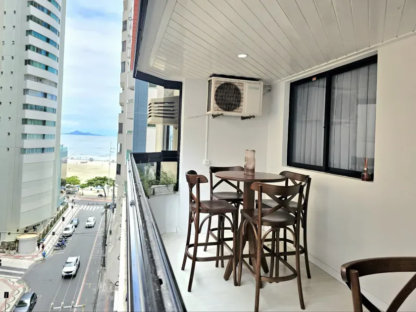 Apartamento no Edifício Morro dos Ventos em Balneário Camboriú — foto 1