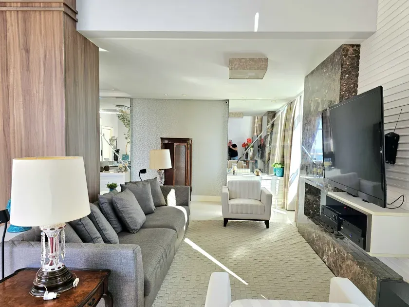 Apartamento no Edifício Majestic na Barra Sul em Balneário Camboriú — foto 11