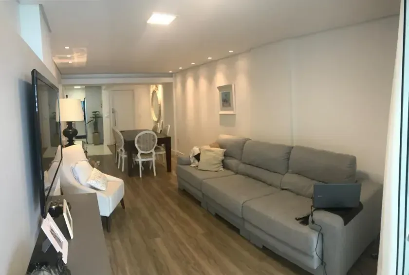 Apartamento quadra mar com 3 dormitórios e 2 vagas em Balneário Camboriú/SC — foto 3