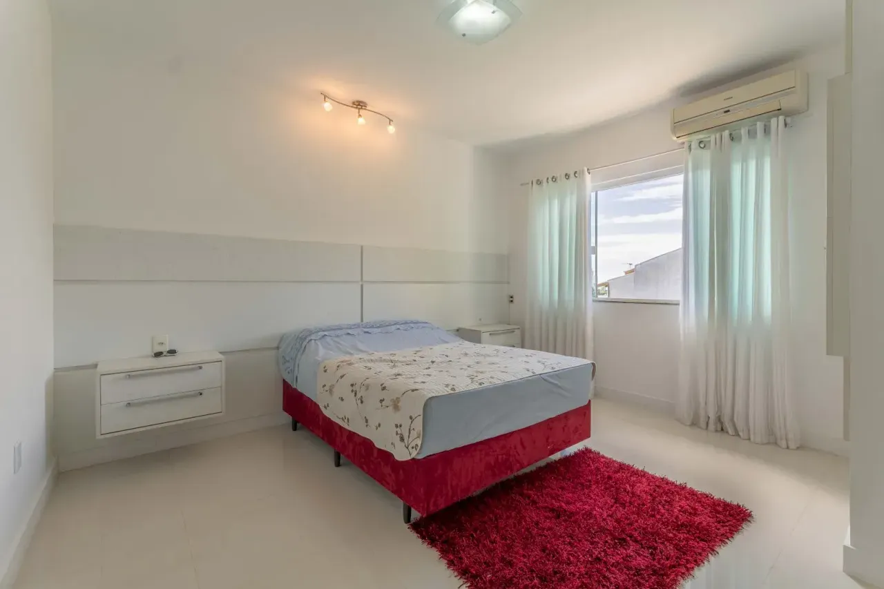Casa Alto Padrão com 4 dormitórios sendo 2 suítes e 6 vagas na Praia dos Amores em Baln. Camboriú — foto 20