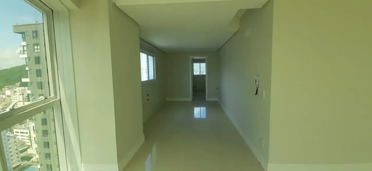 Apartamento com 4 dormitórios sendo 2 suítes e 3 vagas de garagem em Balneário Camboriú/SC — foto 4