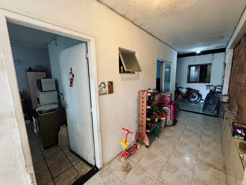 Casa comercial - Residencial com 3 suítes no bairro Municípios em Balneário Camboriú — foto 5