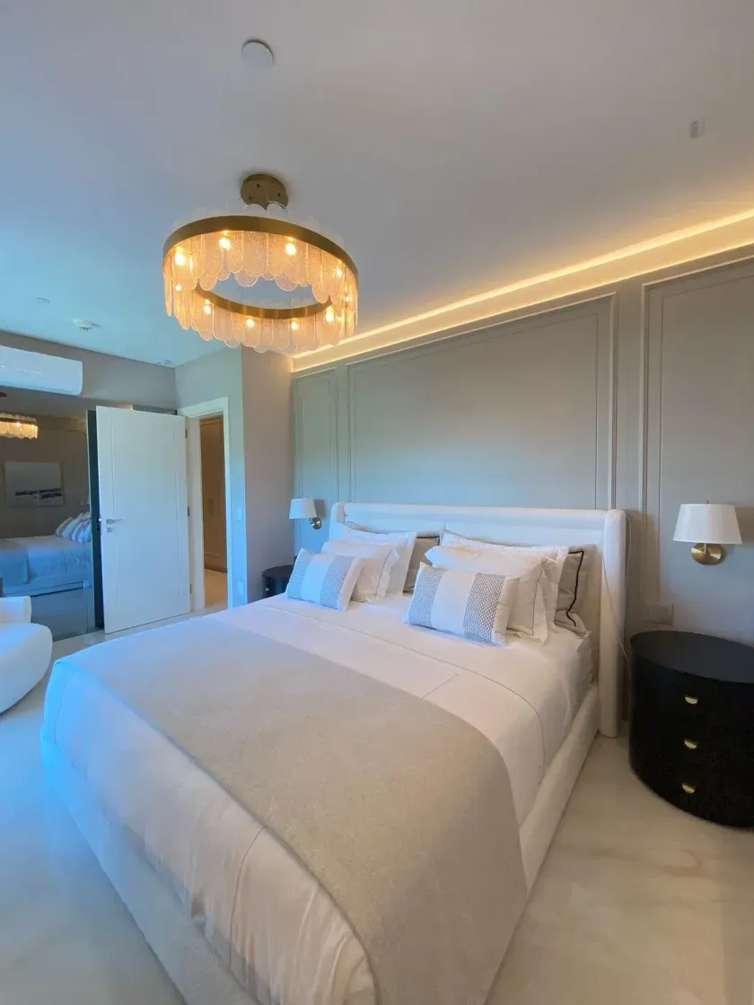 Apartamento frente mar mobiliado com 5 suítes e 4 vagas na Barra Sul em Balneário Camboriú — foto 14