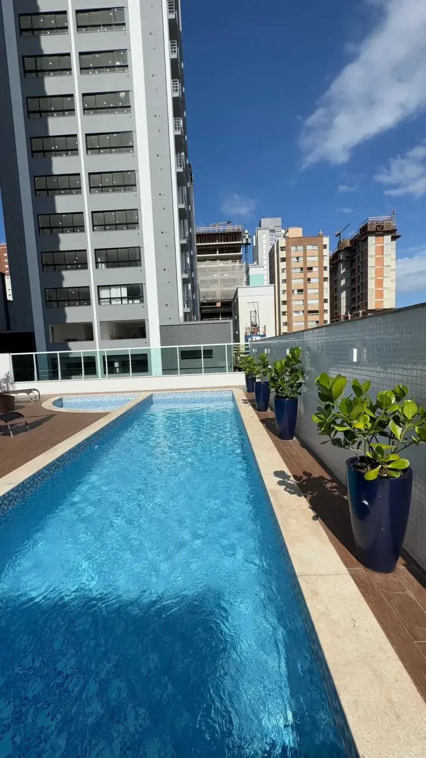 Apartamento com 3 dormitórios sendo 1 suíte quadra mar em Balneário Camboriú — foto 18
