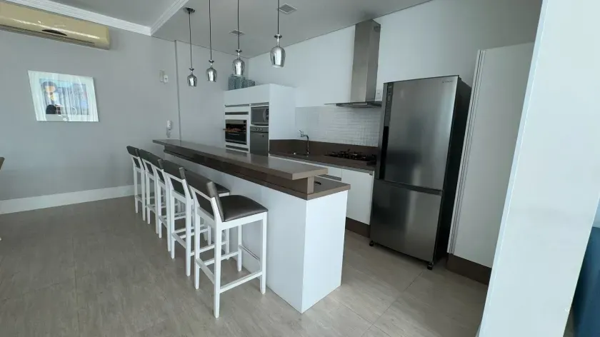 Apartamento com 3 dormitórios sendo 1 suíte quadra mar em Balneário Camboriú — foto 17