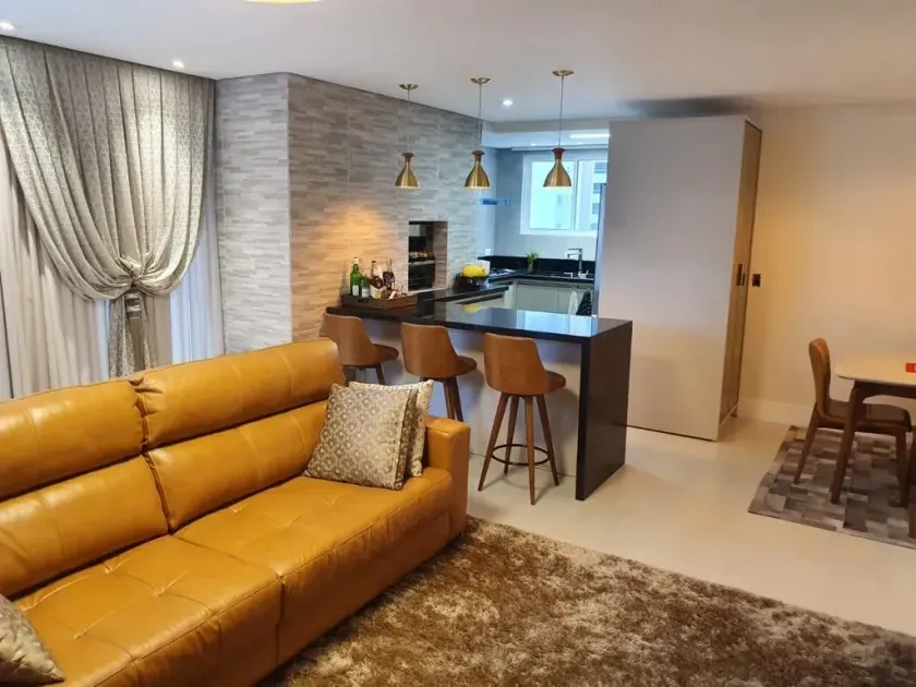 Apartamento mobiliado com 3 suítes e 2 vagas no Centro de Balneario Camboriu- SC — foto 2