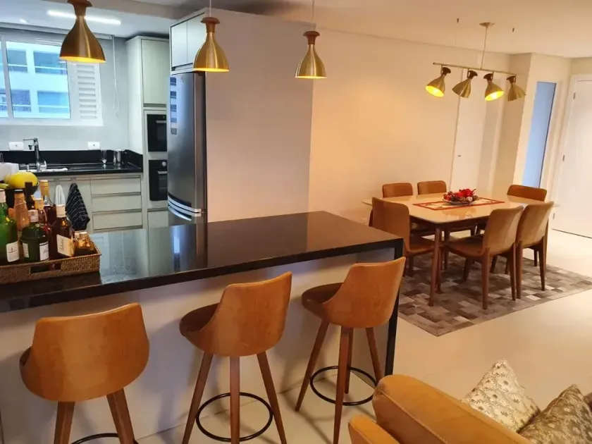 Apartamento mobiliado com 3 suítes e 2 vagas no Centro de Balneario Camboriu- SC — foto 9