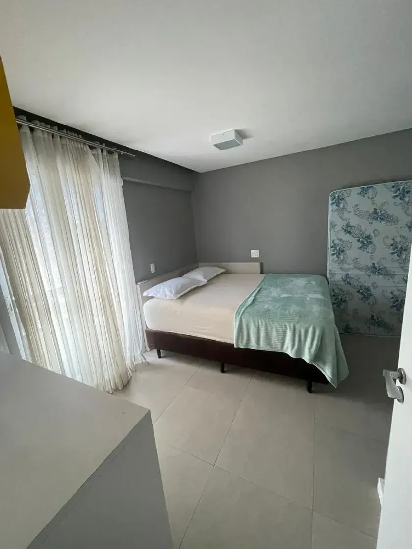 Apartamento mobiliado com 2 dormitórios sendo 1 suíte e 2 vagas de garagem na Praia Brava - Itajaí — foto 8