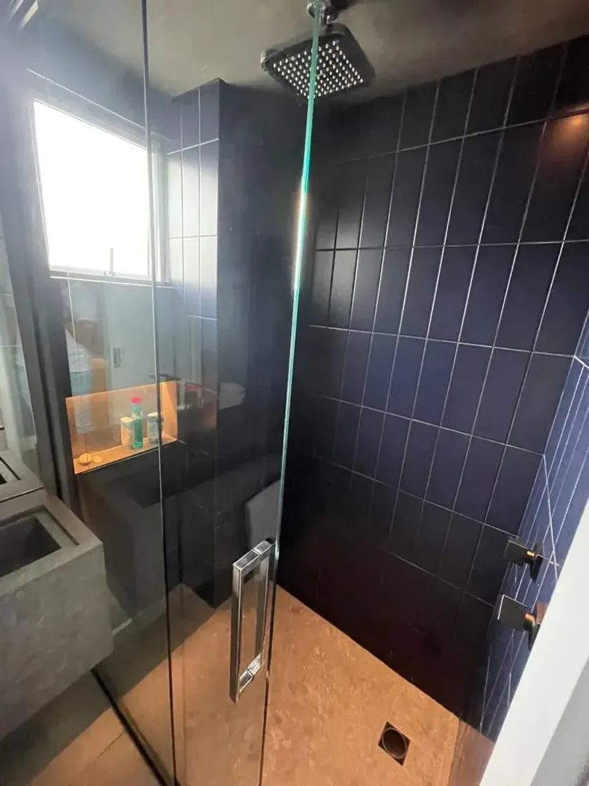 Apartamento mobiliado com 2 dormitórios sendo 1 suíte e 2 vagas de garagem na Praia Brava - Itajaí — foto 11
