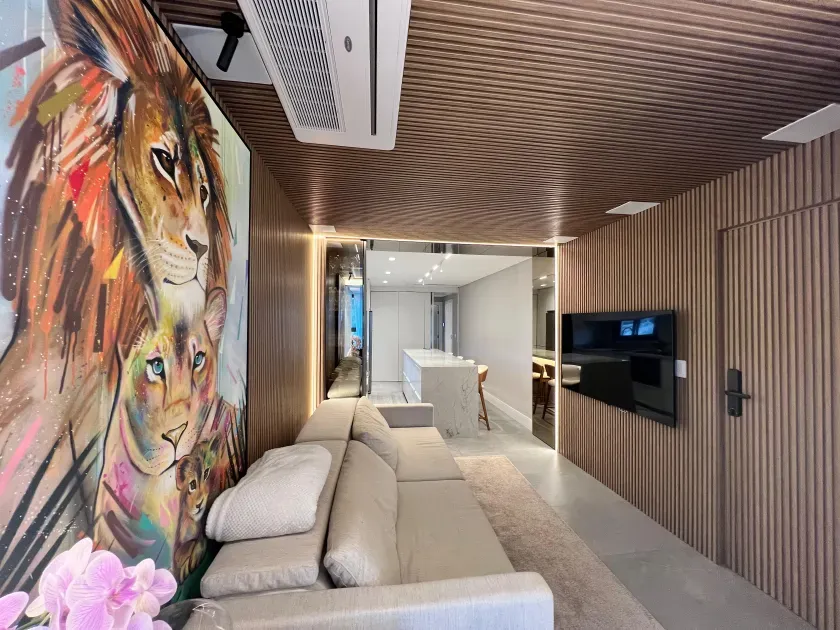 Apartamento com 2 suítes e 2 vagas de garagem na Praia Brava - Itajaí