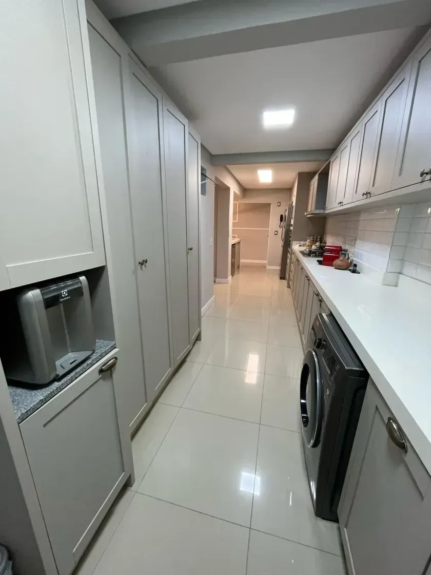 Apartamento com 3 dormitórios sendo 1 suíte e 1 vaga de garagem na Avenida Brasil — foto 5