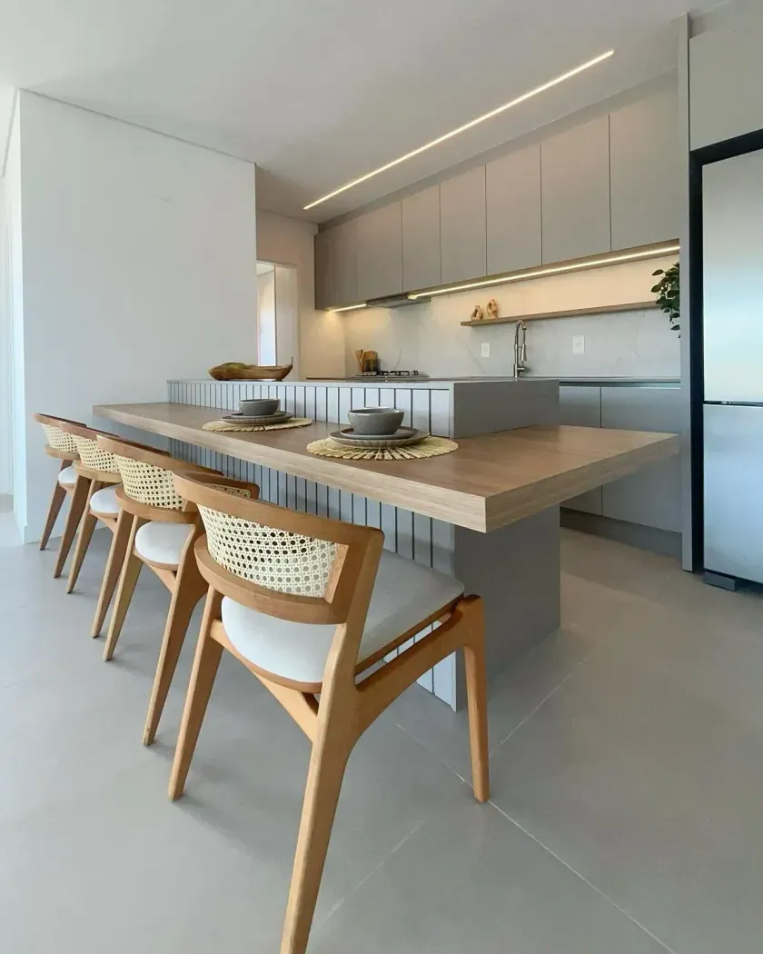 Apartamento com 3 suítes e 2 vagas de garagem na Praia Brava - Itajaí