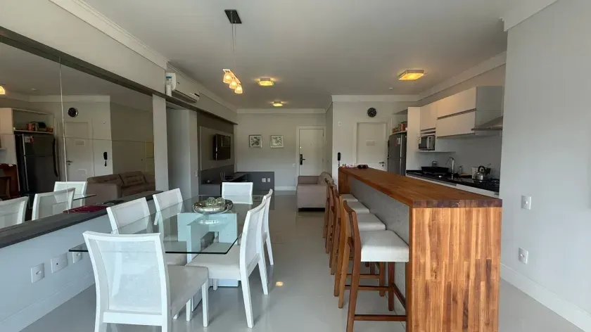 Apartamento com 2 dormitórios sendo 1 suíte e 1 vaga de garagem na Praia Brava em Itajaí — foto 6