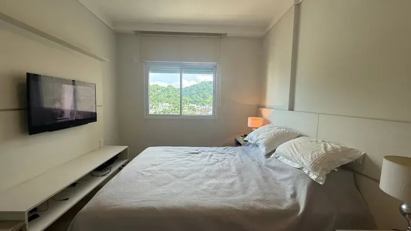 Apartamento com 2 dormitórios sendo 1 suíte e 1 vaga de garagem na Praia Brava em Itajaí — foto 8