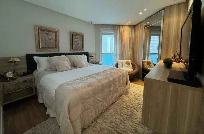 Apartamento mobiliado com 4 suítes e 4 vagas de garagem na Av. Atlântica em Balneário Camboriú — foto 16