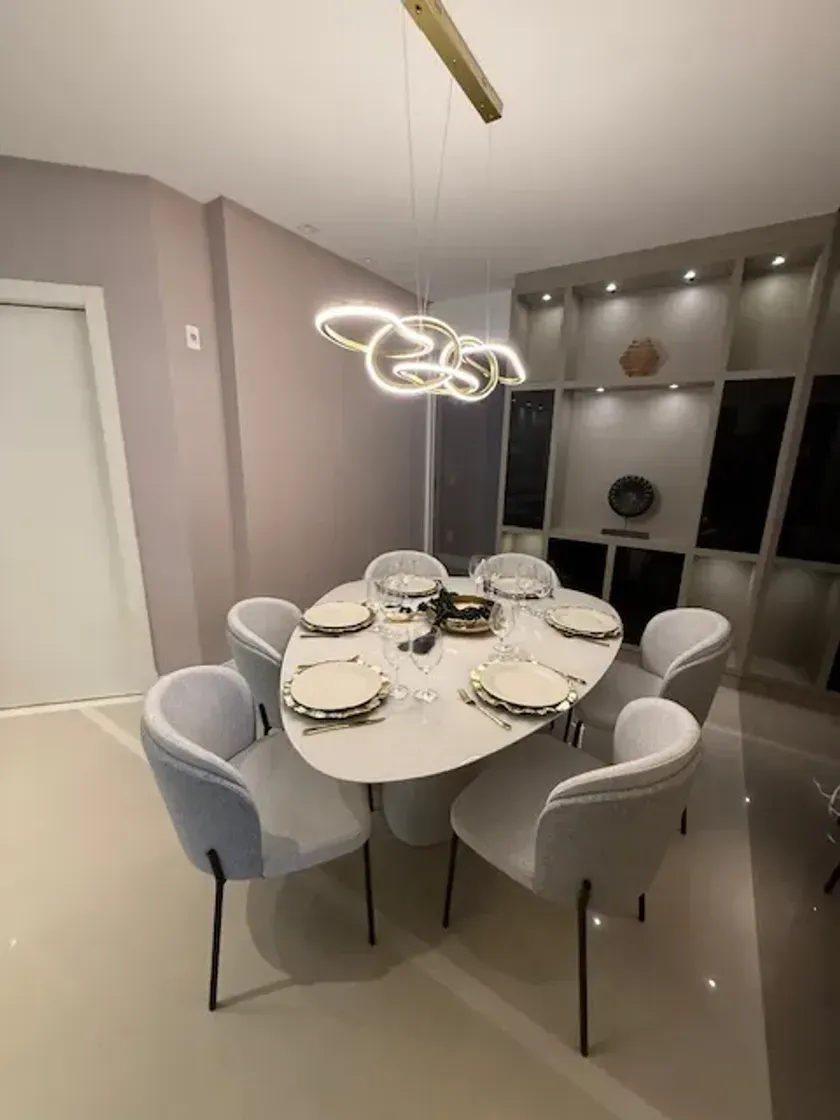 Apartamento alto padrão com 3 suítes e 2 vagas de garagem em Balneário Camboriú — foto 2