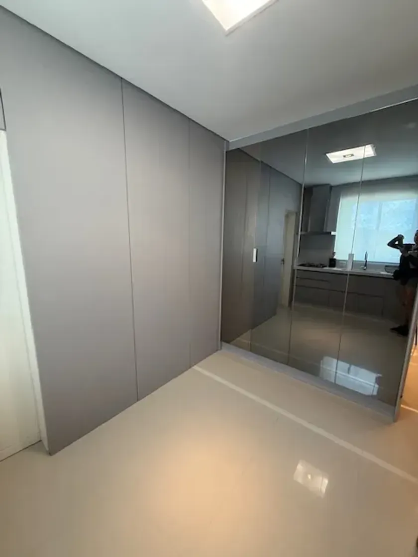 Apartamento alto padrão com 3 suítes e 2 vagas de garagem em Balneário Camboriú — foto 11