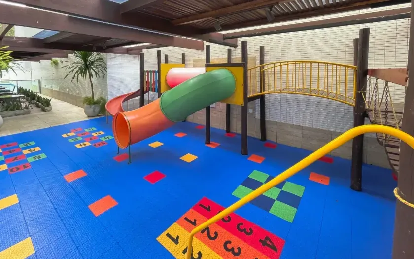 Apartamento mobiliado com 2 suítes e 2 vagas de garagem na Praia Brava em Itajaí — foto 19