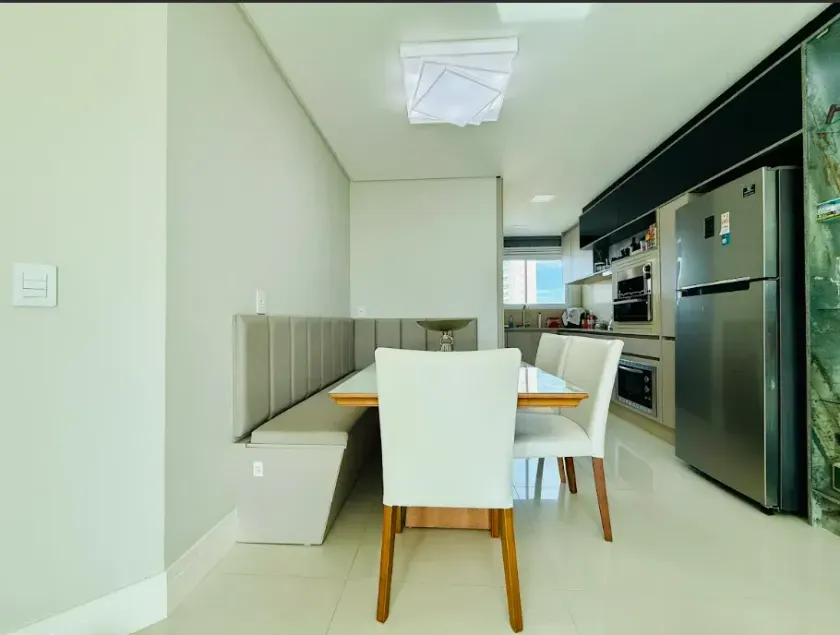 Apartamento com 4 dormitórios sendo 2 suítes e 2 vagas de garagem em Balneário Camboriú — foto 4