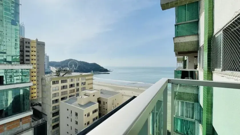 Apartamento frente mar com 3 dormitórios sendo 1 suíte na Barra Norte de Balneário Camboriú/SC