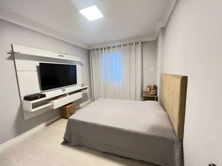 Apartamento decorado com 3 dormitórios sendo 1 suíte e 1 vaga em  Balneário Camboriú — foto 8